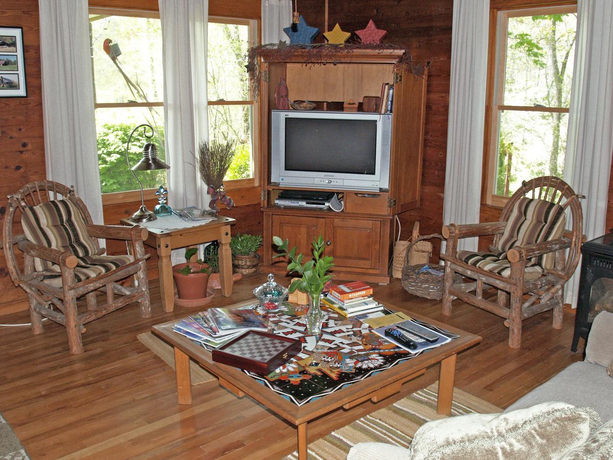 Henson Cove Place Bed And Breakfast W/Cabin Гайавассі Екстер'єр фото